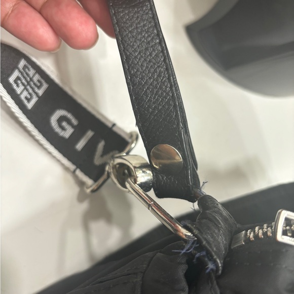 Used Givenchy diaper bag - Picture 2 of 10